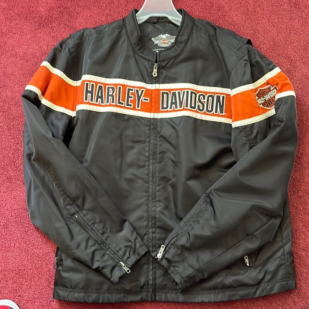 Genuine HarleyDavidson XL Nylon jacket. In excellent condition. Worn a few times